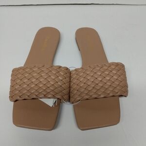 Coco Beau Square Toe Flat Sandals, sz 40/8, Tan, NWT